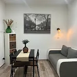 Del Centro Apartmán *
