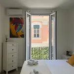 Del Centro *