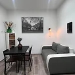 Del Centro Apartmán *