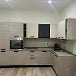 Del Centro *